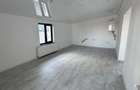 Apartament cu 4 camere decomandat în Bascov - 4