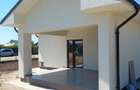 Casa noua 3 camere Parter - 2