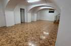 Spatiu comercial renovat nou - 5