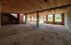 Cladire comerciala cu teren 10.000 mp | DN 13 - Hanul Bogatii-Maierus