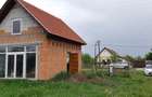 Teren cu casa neterminata in Batania, Ungaria