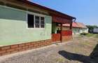 Casa la tara, Apoldul de Sus, 4 camere dormitoare, anexe, pivnita, teren 1200 mp - 7