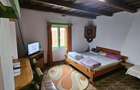 Casa vanzare la Zece Hotare cadru montan pitoresc 3.900 mp intravilan