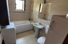 Vand apartament cu 2 camere, terasa,curte interioara langa padure - 6