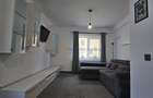Apartament 3 camere, decomandat - 1