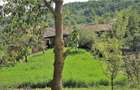Teren intravilan 2000 mp + construc?ii existente, comuna Batrani, Prahova