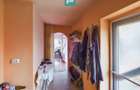 Casa cu 2 camere si 456 mp teren in Ghioroc