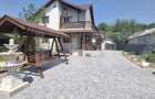 Casa de vanzare, teren de 1.000 mp, zona Titu