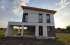 Casa de vanzare in Sasar. Semifinisata