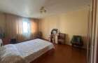 Apartament 3 camere, etaj 2, incalzire gaz
