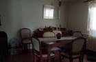Casa 4 camere de vanzare 3 insule