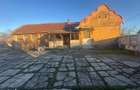 De vanzare proprietate in Belint, jud. Timis 2 case si teren 7.805 m - 9