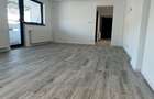 Apartament cu 3 camere RENOVAT Zona CENTRALA Etaj INTERMEDIAR - 3