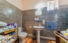 Casa foarte spatioasa cu gradina si gospodarie, Santana - 6