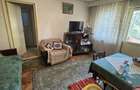 De vanzare apartament cu 3 camere zona Cina - 1