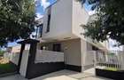 Casa noua de vanzare pozitie pe colt, curte pe 3 laturi, zona Elvila