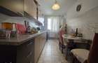 Apartament cu 3 camere de vanzare - B dul 1 Mai - 11