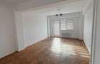 Apartament cu 4 camere decomandat în Mărăști
