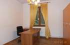 Cotroceni, Romniceanu, parter in imobil mic, spatios, 3 camere, balcon, birouri