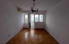 Vand apartament cu trei camere, semidecomandat, strada General Eremia Grigorescu (Garii) - 2