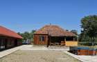 Casa vanzare la Zece Hotare cadru montan pitoresc 3.900 mp intravilan