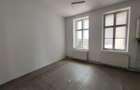 Spatiu comercial de inchiriat - 4