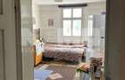 Casa de Vânzare | Strada principala | Siret - 9