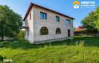 Casa P+E, 222 mp construiti, teren 1.078 mp, Borlesti, jud. Neamt - 2