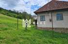 Casă 2 camere de vânzare | Paclisa | 5.600 mp | utilități