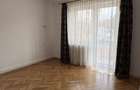 Apartament cu 4 camere, garaj , beci, pod si 3 balcone - 21