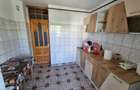 Inchiriez apartament cu 2 camere, T.Vladimirescu, et.1 - 2