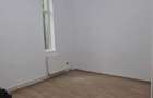 Inchiriez studio pe 2 niv., la casa, situat pe Clea Floreasca inters. cu L.A. Banciulescu Gheorghe, renovat in prezent integral
