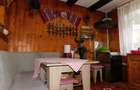 Vila de vanzare cu  7 camere  Busteni