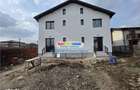 Vanzare casa de tip duplex Premium situata in apropriere de str Parfum - 18