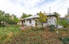 Straulesti - str. Pietrosita nr. 10, Casa demolabila cu teren 388 mp