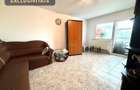 Apartament 3 camere decomandate, et. 4 cu sarpanta, strada