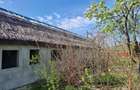 Pensiune gri teren 2240 m2 ,casa 563m2 75000 eur ,teren 1677m2 50000 eur, acces auto DJ222N - 3