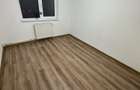 Inchiriez apartament nemobilat 4 camere parter Obcini - 1