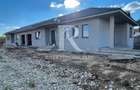 Duplex semifinisat de vanzare | 3 Dormitoare | Garaj | Nojorid