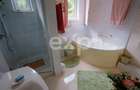 Apartament 4 camere în casă tip elvetian, cu teren propriu, garaj și grădină - 15
