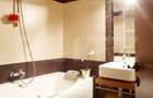 Vila exclusivista de 340 mp utili,Teren 1.400 mp,Jacuzzi & Gradina -Fa
