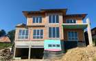 Casa 320mp cu teren 700mp , zona : Feleac