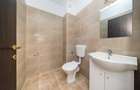 Vand apartament Nou cu trei camere
