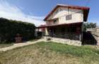 Casa 215mp, P+M, teren 2500mp, la strada, Dumesti