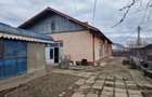 Se oferă spre vânzare / închiriere clădire cu spațiu comercial - 13