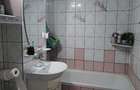 Vand apartament cu 3 camere, decomandat, etaj 2, Obcini - 10