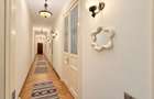 Apartament interbelic cu șemineu și balcon | Lângă Parcul Cișmigiu