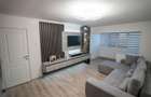 Apartament 2 camere, decomandat,etaj 3, zona centrala - 1