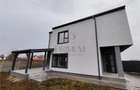 Duplex despartit - finisaje moderne - zona buna - Mosnita Noua (Timis)