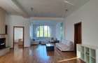 Apartament in vila,  vintage si foarte spatios - 1